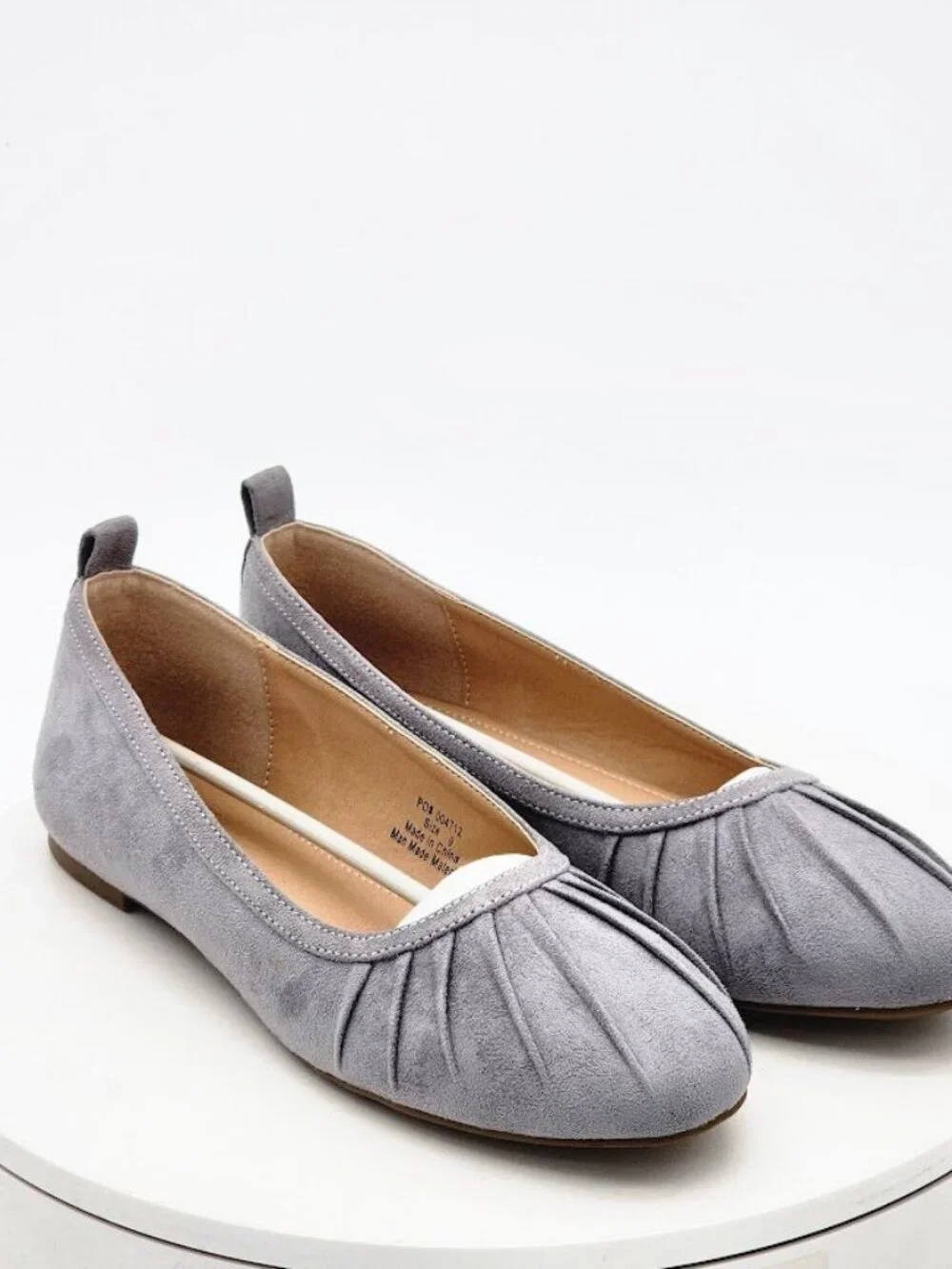 Journee Collection Tannya Gray Suede Ballet Flats Round Toe Women's Size 9